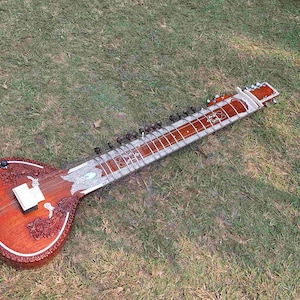 Sitar-7  Main Strings- Ravi Shankar Style-Traveler Model-Tun Wood- Pick up to Connect with Amplifier -With Mizrab, Extra String, GIG Bag