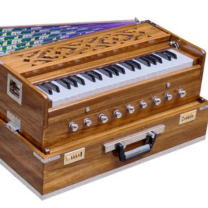 Harmonium Folding, 3.5 Octaves, 9 Stops, 7 Fold Bellow, Tuned to 440 Hz, Double Reeds, 42 Keys, With Coupler, Concert, Chanting, Yoga Studio