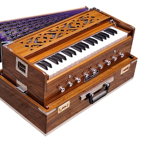 Harmonium Folding, 3.5 Octaves, 9 Stops , Double Reeds, 7 Fold Bellow, Tuned to 440 Hz , 42 Keys, With Coupler, Kirtan, , Studio, Concert