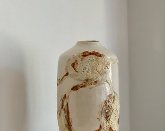 NIO - Jarrón de cerámica blanco con texturas - Hecho a mano, diseño orgánico, combinación de esmaltes - Arte de edición limitada de 1 pieza