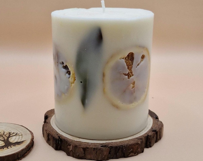 Botanical scented candle made from soy wax – lemon blossom & cedarwood, ~300 g, hand-poured