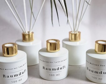 Handmade room diffuser with fragrance sticks – Luxurious room perfume in a glass – Vegan and environmentally friendly