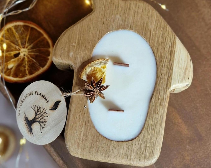 Featured listing image: Handgemachte Sojawachskerze im Eichenholz-Tannenbaumgehäuse | Nachhaltiges Weihnachtsgeschenk | Elegante Holzkerze für Festtage