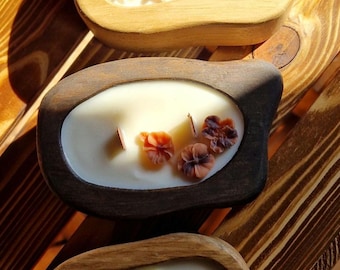 Handmade soy wax scented candle in alder wood case - Sustainable, environmentally friendly, 130g, perfect gift ideas, unique and stylish