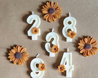 Handmade soy wax birthday candle with flowers, sustainable number candles for special occasions. Children's birthdays, birthday decorations