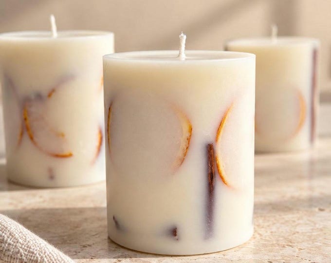 Botanical Christmas candle made from soy wax – Orange, Cinnamon & Fir