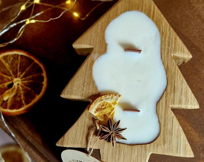 Featured listing image: Handgefertigte Sojawachskerze im Tannenbaumgehäuse|Duftkerze inspiriert von Parfümklassikern |Weihnachtsgeschenk | Nachhaltige Festtagskerze