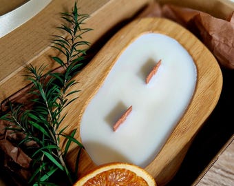 Gift idea: Handmade soy wax scented candle in an oak wood container – Natural, vegan and inspired by luxury perfumes