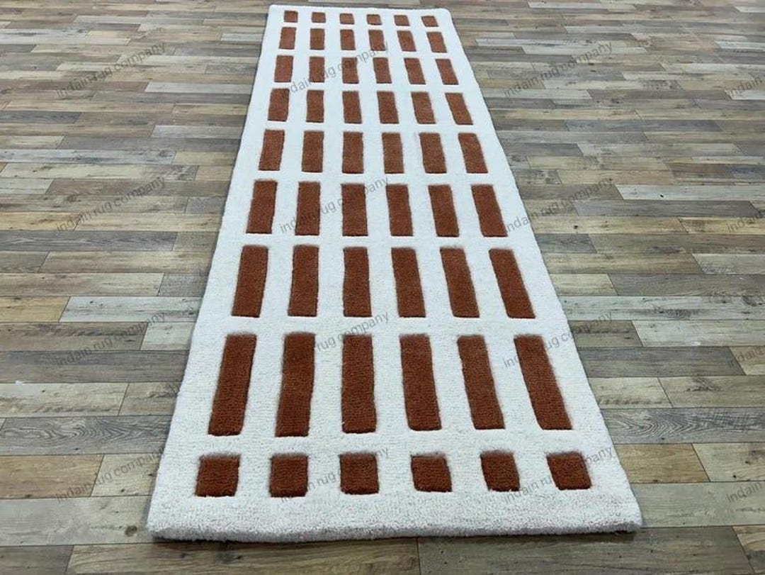 Hand-tufted Cream & Rust Scorpion Inspired Nordic Design Luxury Accent ...