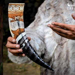 Norse Empire Premium Drinking Horn &quot;Raven&quot; | &quot;NOT FOR EVERYONE&quot; | 16-20oz | 3D Carved | Drinking Horn With Stand| Nordic Gifts For Men Beer