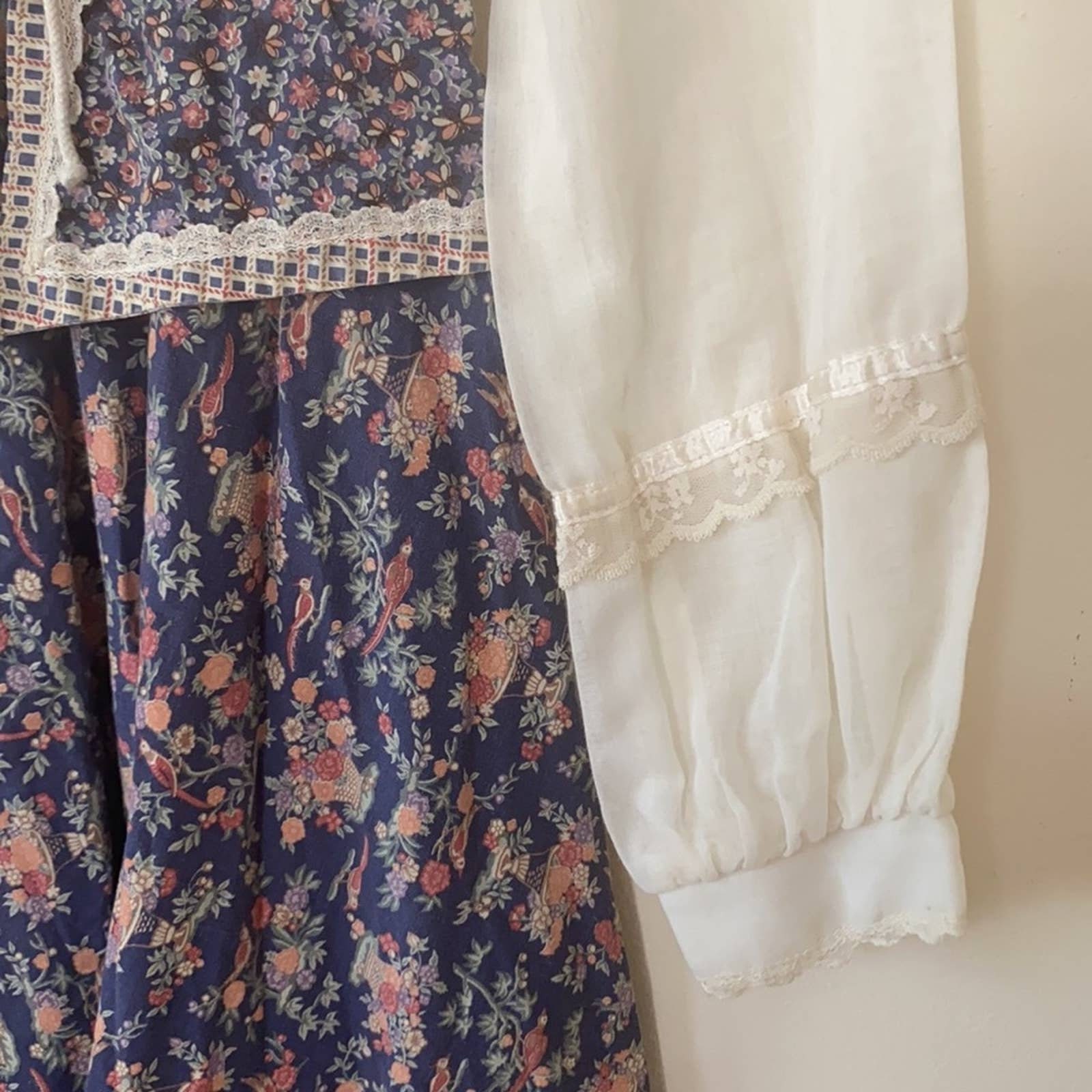 Gunne Sax VTG 1970s RARE Print Birds & Bees Dress - Etsy
