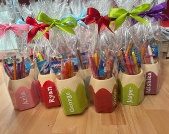 Porta-lápis personalizado para lembrancinha de festa: giz de cera, brinquedo, sacola de lembrancinha