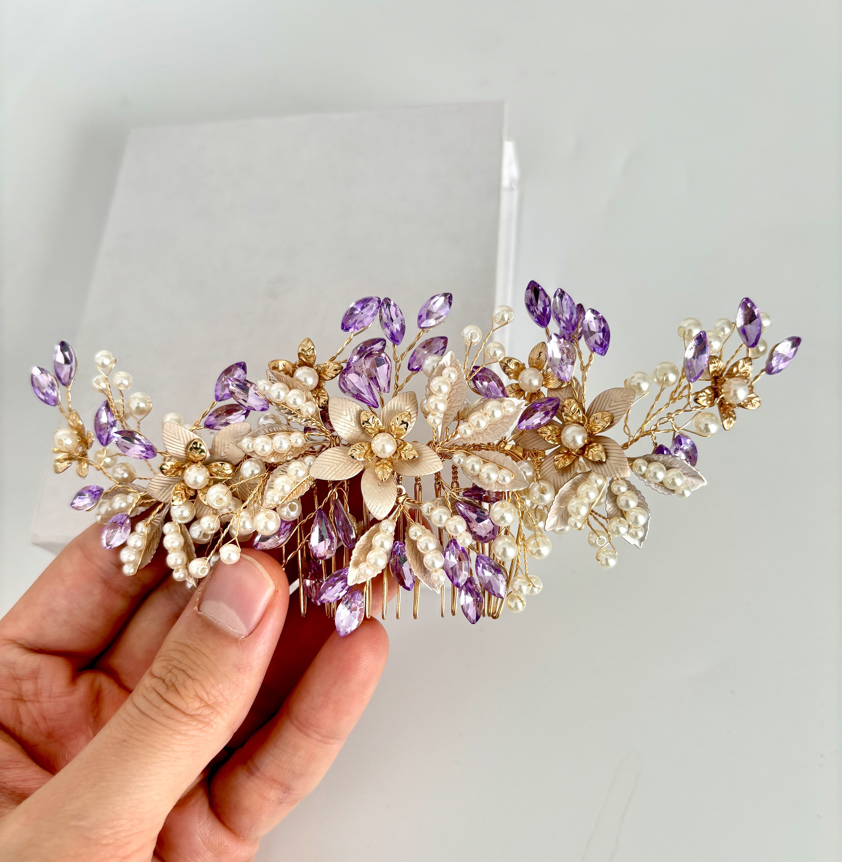 Purple Floral Bridal Hair Jewelry, Crystal Wedding Hair Comb  display picture 1