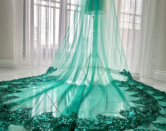 Emerald Green Glitter Bridal Veil Long Lace Sequins Wedding Cape Veil Floral Cathedral Veil Shoulder Tulle Veil with Comb Embroidered Veil