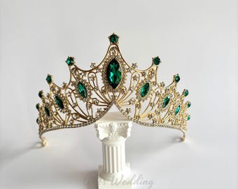 Baroque Emerald Green Bridal Tiara, Gold Crystal Gothic Crown, Green Birthday Party Diadem, Emerald Bridal Jewelry, Gold Wedding Headpiece