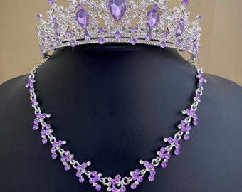 Lila barockkristallbrudtiara, bröllopshuvudbonad, brudhalsband och örhängen, quinceanera-krona, lila brudtärnesmyckeset