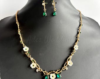Floral Emerald Green Necklace Set Gold Crystal Wedding Jewelry Set Birthstone Necklace Emerald Pendant Quinceanera Jewelry Emerald Earrings