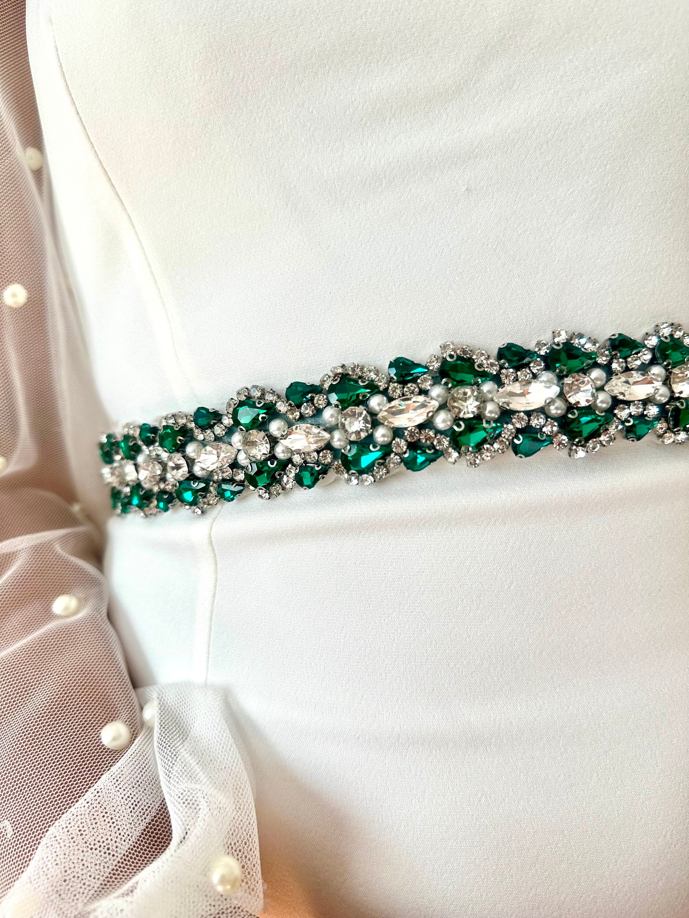 Emerald Green Pearl Bridal Sash Belt Crystal Wedding Accessories Belt Bridesmaids Belt Green Wedding Dress Belt Emerald Bridal Shower Belt Emerald Green Pearl Bridal Sash Belt Crystal Wedding Accessories Belt Bridesmaids Belt Green Wedding Dress Belt Emerald Bridal Shower Belt