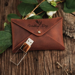 Envelope for flash drive with engraving | Name wedding packaging with a USB drive for the bride and groom | Envelope with crystal USB drive