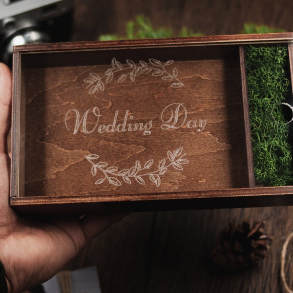 Wooden photo box with engraving for 4x6" (10x15 mm) photos. Box and flash drive 3.0 for wedding and family photos