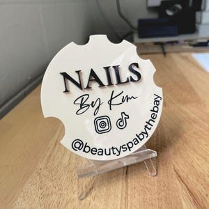 Personalized Acrylic Nailfie Disc – Custom Nail Selfie Branding Prop | Social Media Sign for Nail Artists | Gift for Nail Techs Nailfie Prop
