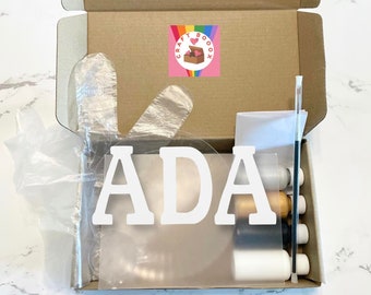 Kit de peinture acrylique DIY Fluid Art Letter | Initiale personnalisée | Art, kit d'artisanat, cadeau pour la famille, les enfants, les amis, l'anniversaire, la fête