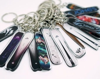 Handmade 3D Snowboard Jones-Inspired Keychain - Miniature Winter Sports Collectible - 2023