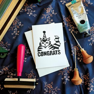 Linoldruck-Glückwunschkarte “Congrats“