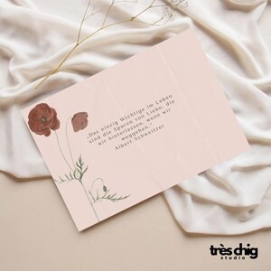 Carte postale « Traces d'Amour » de Très Chig Studio, idée cadeau, cadeau, deuil, enterrement, coquelicots, fleurs, amour, adieu, laisser derrière soi
