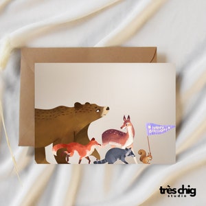 Postkarte "Forest Birthday" von Très Chig Studio Tiere, Geburtstag, happy Birthday, children, Kinder, Wald, Bär, Fuchs,, süß, Gift, geschenk