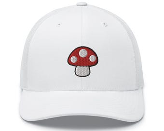 Boné Trucker Bordado com Cogumelo Vermelho Toadstool: Boné Retro Estruturado com Parte Traseira em Tela