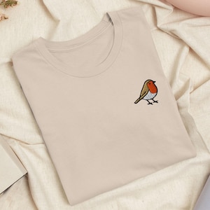 Europees roodborstje T-shirt met borduurwerk: Lichtgewicht katoen, unisex pasvorm