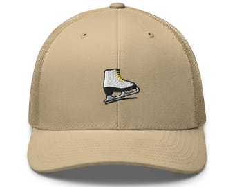 Czapka typu trucker z haftowanymi łyżwami: strukturalna czapka retro z siateczką z tyłu