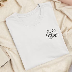 Confused IKEA heren geborduurd T-shirt: lichtgewicht katoen, pasvorm uniseks
