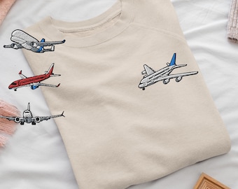 Jet Airliner besticktes Rundhals-Sweatshirt: Baumwollmischung, Unisex-Passform