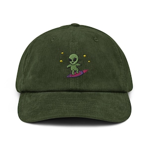 Little Green Alien surfer geborduurde katoenen corduroy hoed: verstelbare pasvorm