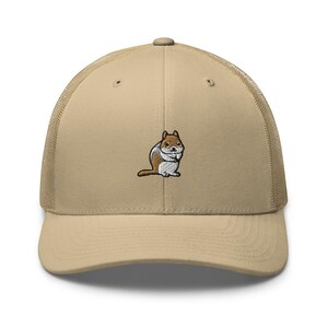 Casquette trucker brodée Chipmunk : Casquette rétro structurée avec dos en maille