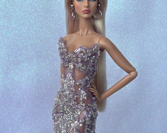 1:6 scale doll dress.  shiny bead and sequin embroidered fashion doll dress. Glitter dress for integrity toys. Evenning dress.