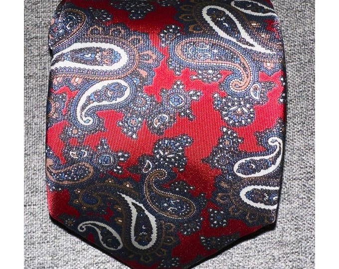 Hardy Amies Paisley Tie Mens OS Red Silk Vintage 56x3"