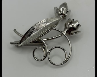 Tulip Flower Brooch Women Silver Tone Textured Leaf Floral Pin