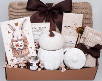 Fall Vibes Hygge Gift Set for Her, Fall Gift Box, Fall Gift Basket for Women and Men, Cozy Care Package, Thanksgiving Gift