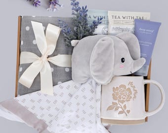 Deluxe New Mom & Baby Gift Box for Women, Postpartum Care Package, New Baby Gift Basket, New Parent Gift Box, Newborn Boys, Girls, Unisex