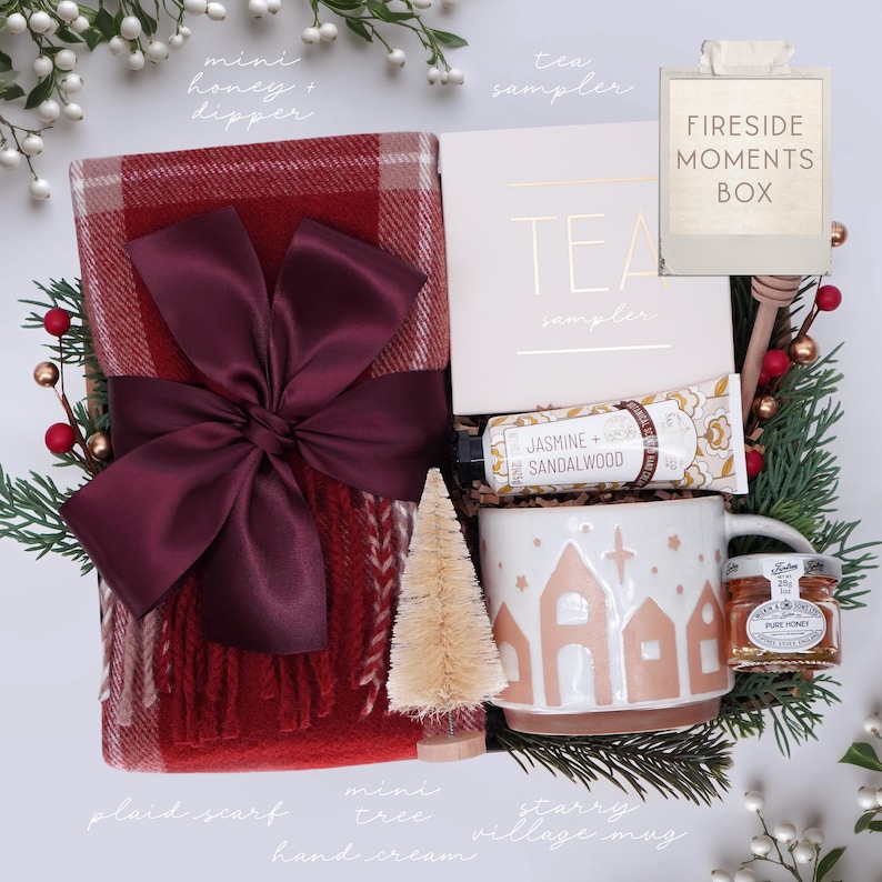 Christmas Gifts for Her, Holiday Stocking Gift Box, Holiday Housewarming, Gifts for Women, Sister, Best Friend, Hygge Blanket Box, Cozy Gift FIRESIDE MOMENTS