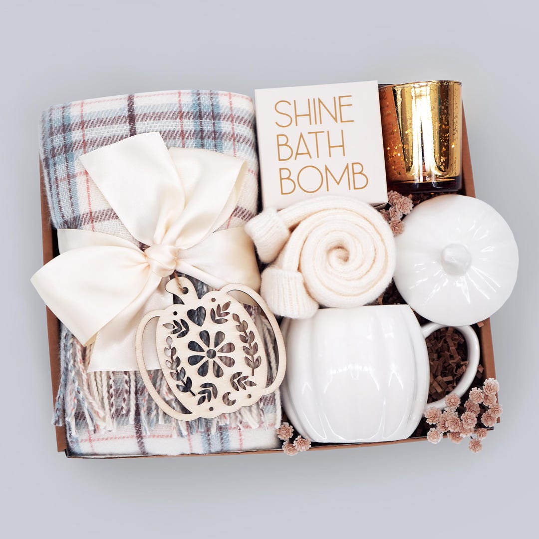 Harvest Gift Box for Her, Fall Gift Box for Daughter, Thanksgiving ...