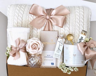 Gift Box with Blanket, Sending a Hug Gift, Hygge Hug in a Box, Thinking of You, Sympathy Gift Basket, Bereavement Gift, Encouragement Gift