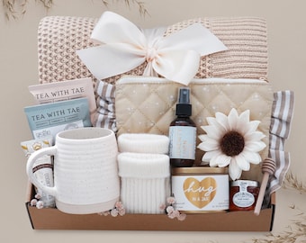 Luxury Mothers Day Gift Box, Gift for Mom for Mothers Day, Gift Box for Mom, Gift from Daughter, Son, Care Package, Best Mom Gift