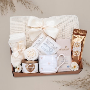 Hug In A Box, Thinking Of You Box, Encouragement Gift, Hygge Gift Box, Cozy Care Package, Self Care Basket, Blanket Gift Box with Mug
