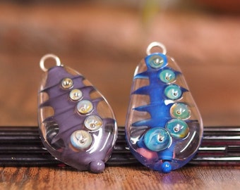 Handgefertigter GlasAnhänger - Lampwork Glasperle - Geschenk für Sie - Geburtstagsgeschenk - Schmuck für Sie -