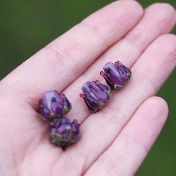 Rose Bud Lampwork Beads - Flower Beads - Lampwork beads - Jewellery Making - Artisan Beads - Esmerical