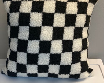 Checkered print plush pillow cover